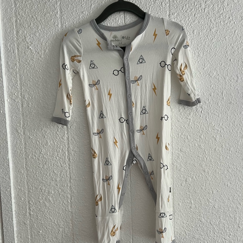Kyte Baby Harry Potter Icon snap romper 3-6
